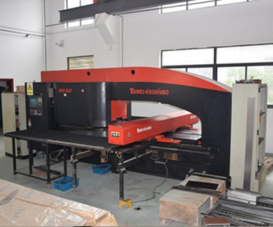 高速数控转塔冲床